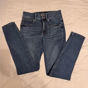 Express Women's Blue Cropped Legging Jeans